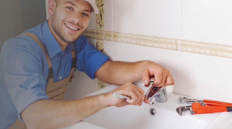 Handle or spout repair in Oakland City, IN